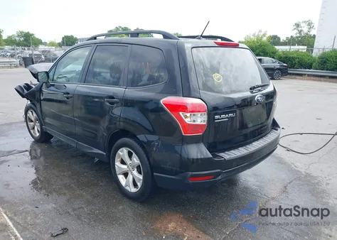 2015 Subaru Forester 2.5I Premium z USA, uszkodzony, nr VIN JF2SJADC6FH590488